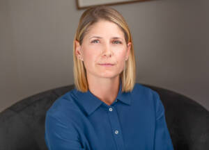 Elizabeth Burns , LMFT